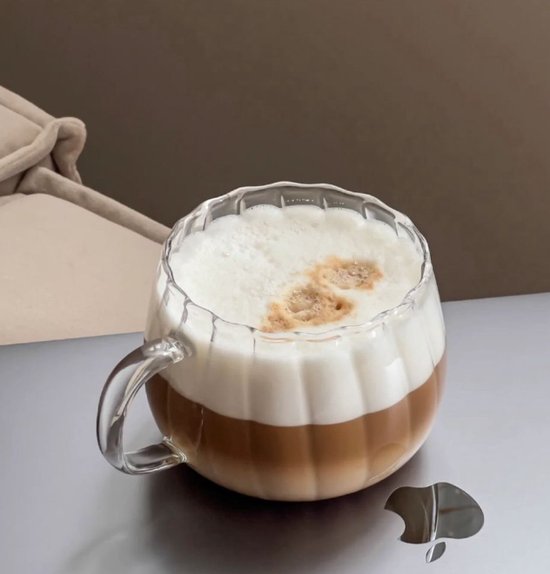 VDN Dubbelwandige Koffieglazen Theeglazen - 300 ML mokken - Set Van 6 Handgeblazen Cappuccino Latte Macchiato Glazen Dubbelwandig VDN Dubbelwandige Koffieglazen Theeglazen - 300 ML mokken - Set Van 6 Handgeblazen Cappuccino Latte Macchiato Glazen Dubbelwandig