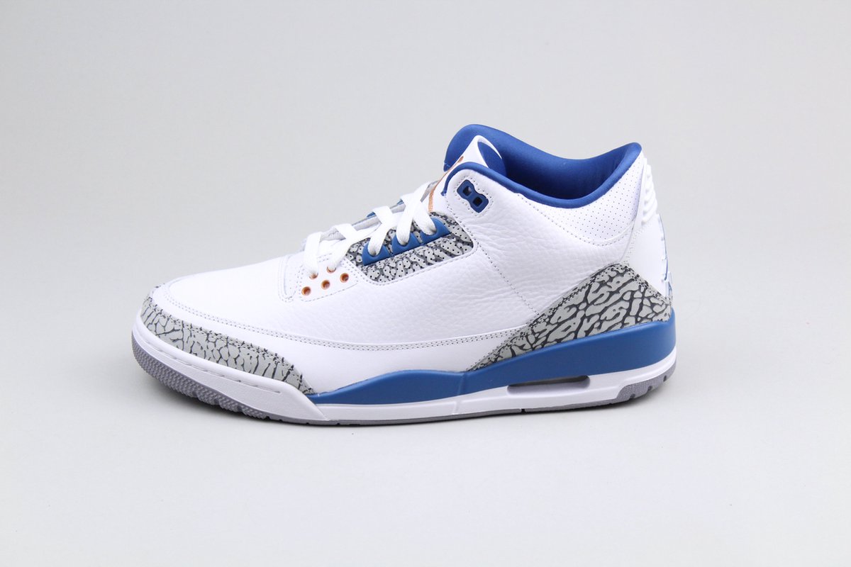Jordan 3 Retro 'Wizards' maat 47