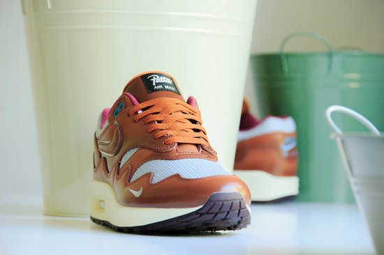 Sneakers Nike X Patta Air Max 1 "The Next Wave Dark Russett" - Maat 38.5