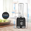 Zwarte KitchenApp blender met productafmetingen: hoogte 33.5 cm, beker 600ML, basis 15.5 cm, beker zonder basis 18 cm.