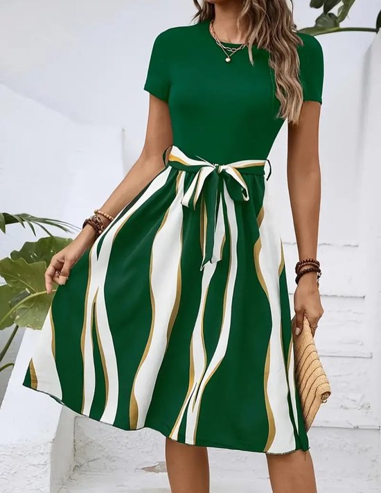 Sexy elegante stretch jurk wit met groen maat 1XL eu 46