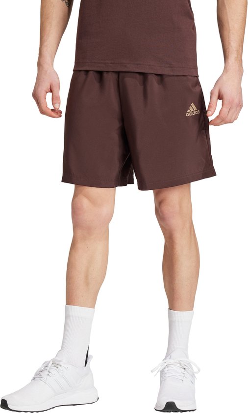 Adidas Sportswear AEROREADY Essentials Chelsea Small Logo Short - Heren - Bruin