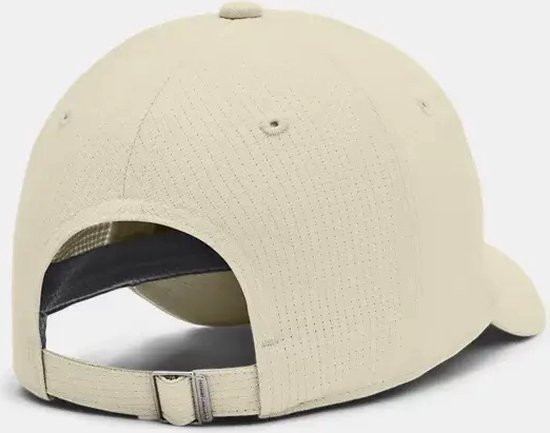 W UA ArmourVent Adjustable Cap - Cream - OSFM