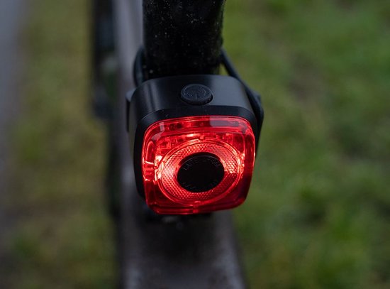 Fietslampjes USB-C oplaadbaar. Fietsverlichting. Fietslampen. Fietslichten. Fietskoplampen. Fietsachterlichten. Fietsveiligheidslampen. Fietslichtjes. LED-fietslampen. Fietsverlichtingsset. USB-oplaadbare fietslampjes — afbeelding 3