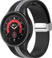 Strap-it Smartwatch bandje - magnetische siliconen horlogeband geschikt voor Samsung Galaxy Watch 6 Classic / Watch 6 40 & 44mm / Watch 5 Pro / Watch 5 40 & 44mm / Galaxy Watch 4 & 4 Classic - zwart/grijs