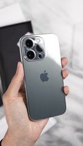 Silq - Ultra Dun iPhone 14 Pro hoesje - Transparant