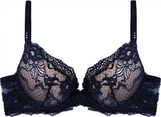 Zwarte push-up bh met kanten cups, beige voering en stippen.