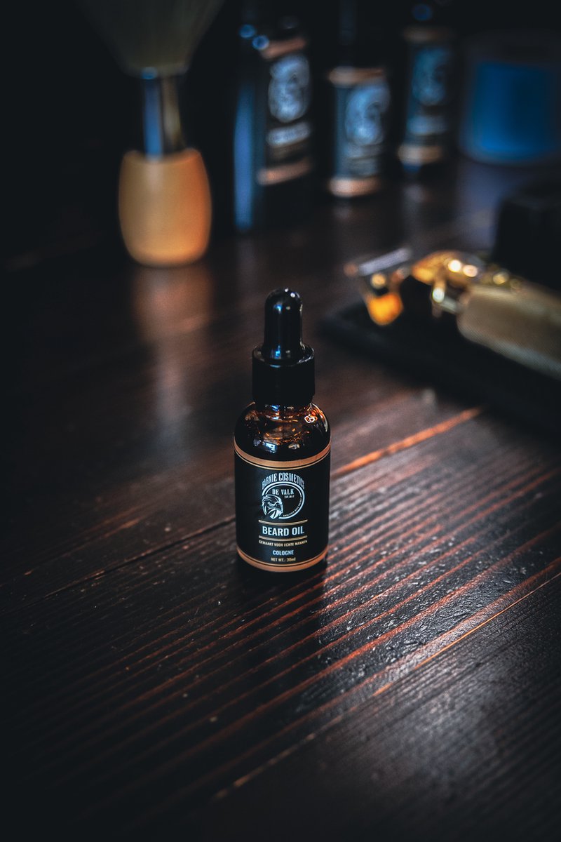 Goedkoopste Barnie Cosmetics® Barnie olie - baard olie - baard verzorging - baard parfum - baardolie voor kort en lange baard - gemaakt voor echte mannen - 30ml