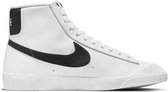Nike Blazer Mid '77 - Sneakers - Maat 36 - Vrouwen - wit - zwart