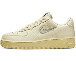 Nike Nike Air Force 1 '07 LX Coconut Milk Maat 46 - Sneakers - Unisex