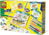 SES - Blow airbrush pens - Dinos magisch kleurveranderen - heldere kleuren - met bedrukte kaarten - maakt stoere dino's met skeletten