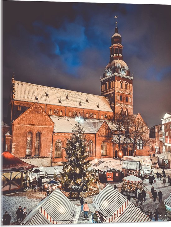 Acrylglas - Gebouw - Kerk - Kraampjes - Markt - Mensen - Kerstboom - Sneeuw - 60x80 cm Foto op Acrylglas (Met Ophangsysteem)