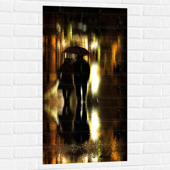 Muursticker - Silhouet van Koppel onder Paraplu in de Stad - 50x100 cm Foto op Muursticker