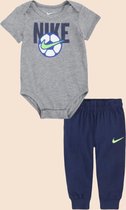 Nike baby pakje 3 maanden