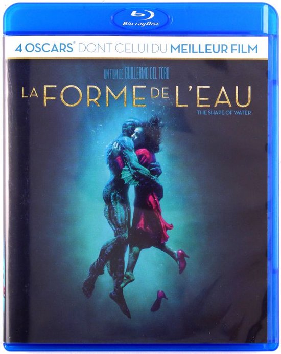 Blu-ray hoes met de titel "LA FORME DE L'EAU". Een vrouw in rode jurk wordt omhelsd door een amfibieachtig wezen in water.
