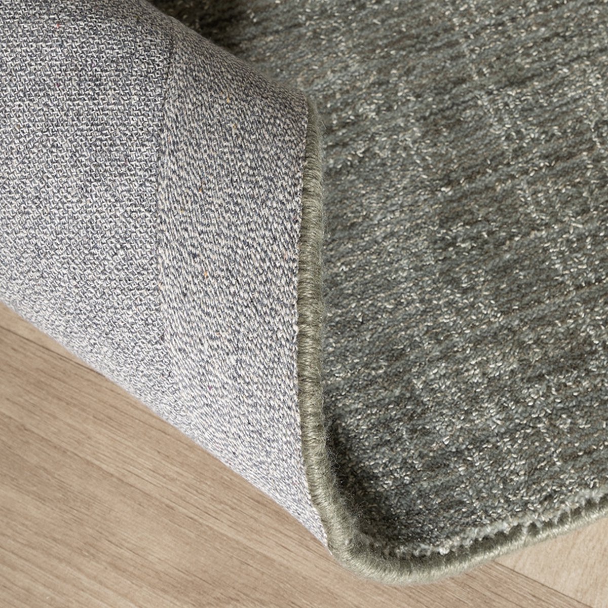 Studio Clarice Viscose vloerkleed - Jean Mintgroen - 200x290cm
