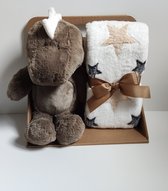 Unique Living - Teddybeer met lakentje - Dino - Kraamgeschenk / 1ste knuffel - Superzacht
