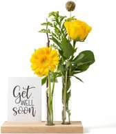 Bloomgift | Brievenbus Cadeau | Kaarthouder Sunny | Gele Bloemen | Incl. houten staander met 2 vaasjes