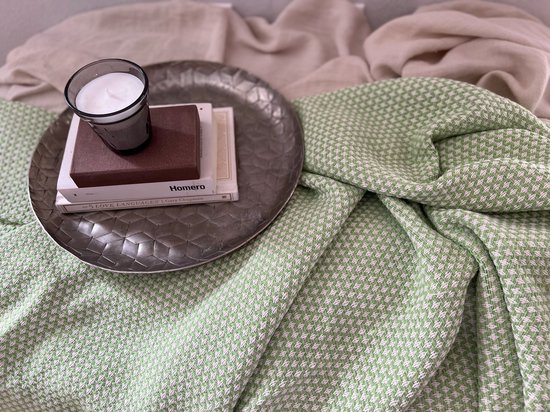 Luces del Sur - Daphne Green Soft Blanket - 170 cm x 220 cm - recycled cotton - sustainable European home accessories