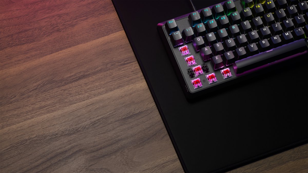 Corsair K70 RGB Core - Mechanisch Gaming Toetsenbord thumbnail 6