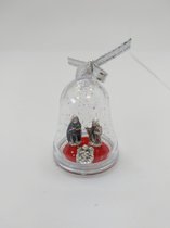 Mini Kerstgroep / Kribbe in Rood klokbel 4,5 x 3 cm