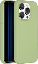 Accezz Hoesje Geschikt voor iPhone 15 Pro Hoesje Siliconen - Accezz Liquid Silicone Backcover - Groen