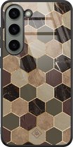 Casimoda® hoesje - Geschikt voor Samsung Galaxy S23 - Kubus Bruin Groen - Luxe Hard Case Zwart - Backcover telefoonhoesje - Bruin/beige