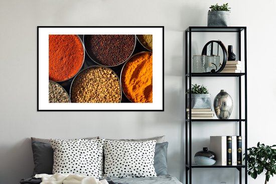 Photo en cadre - Grands récipients aux herbes Cadre photo noir avec passe-partout blanc 80x120 120x80 cm - Affiche sous cadre (Décoration murale salon / chambre)