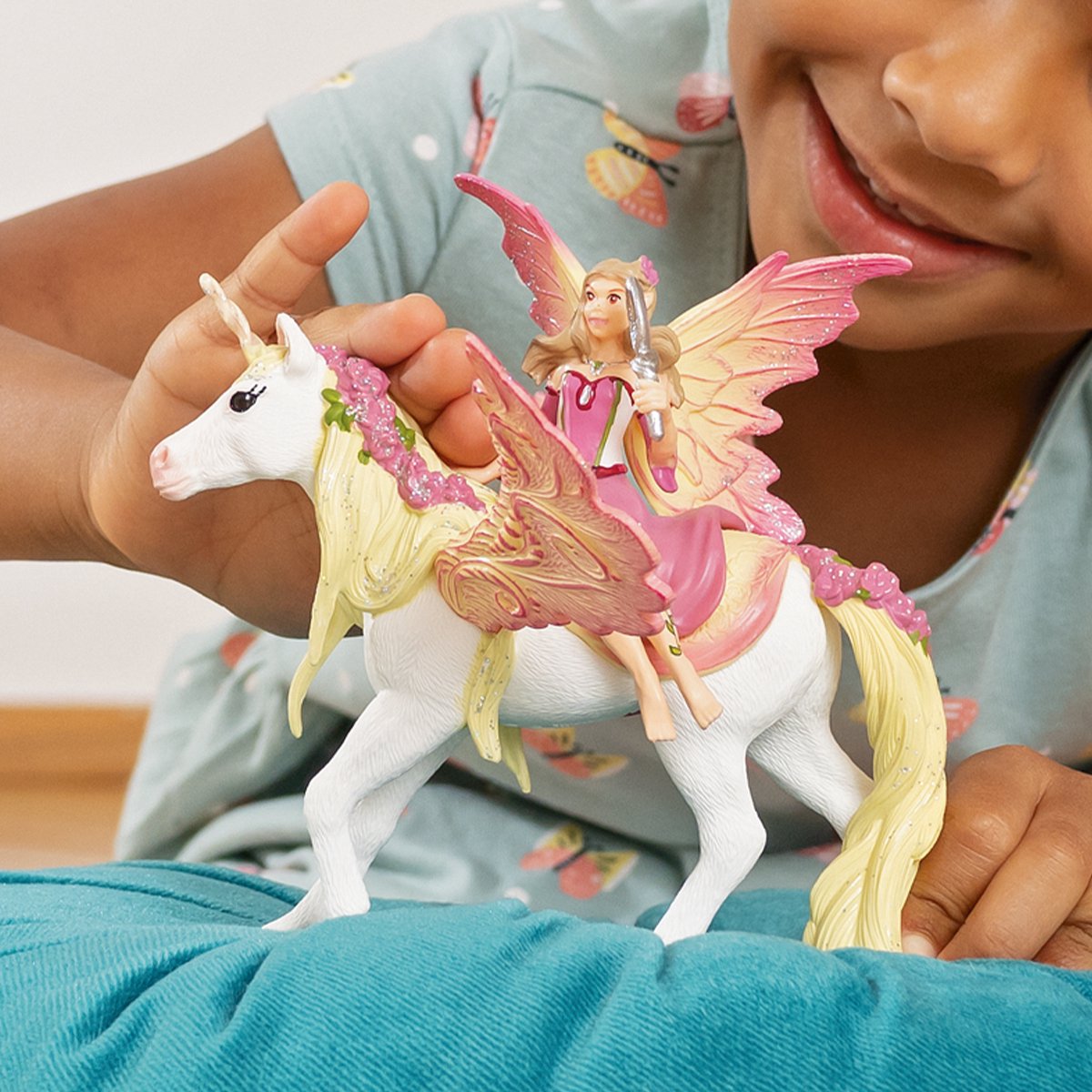 Schleich Bayala Feya met pegasuseenhoorn speelfiguur thumbnail 2