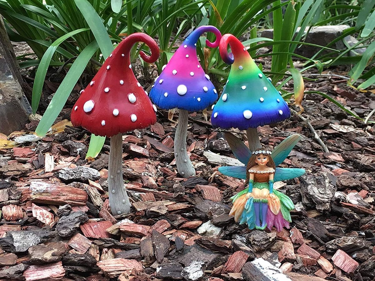 Daisy de schattige miniatuurfee voor je sprookjestuin / miniatuurtuin
