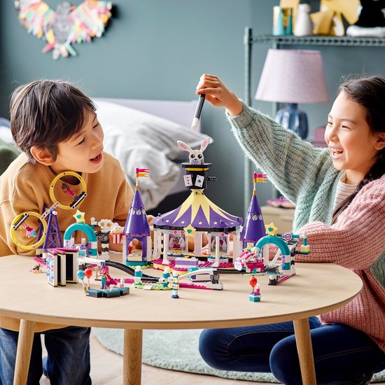 LEGO Friends Magische kermisachtbaan 41685