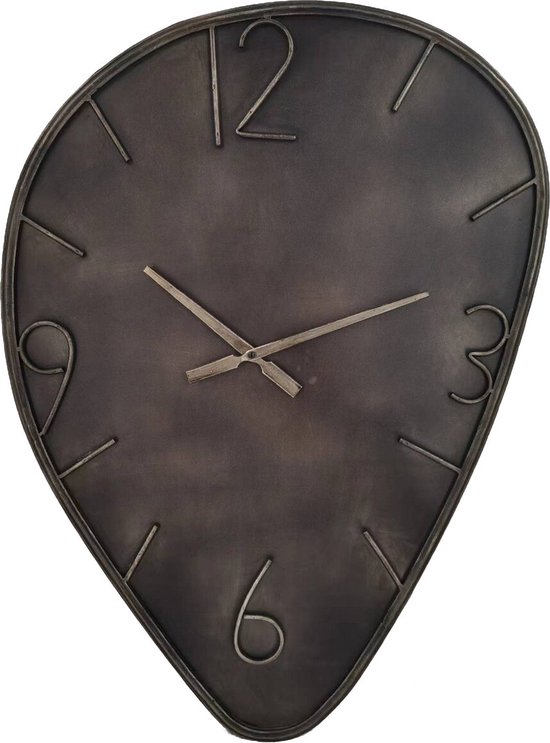 Horloge murale en métal brossé organique