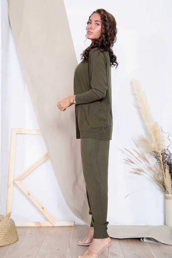 Costume d'intérieur femme, Loungewear Inez, 3 pièces Vert Kaki. Taille M/L