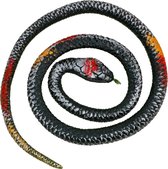 Chaks nep slang 77 cm - zwart/rood - stretchy mamba - griezel/horror thema decoratie dieren
