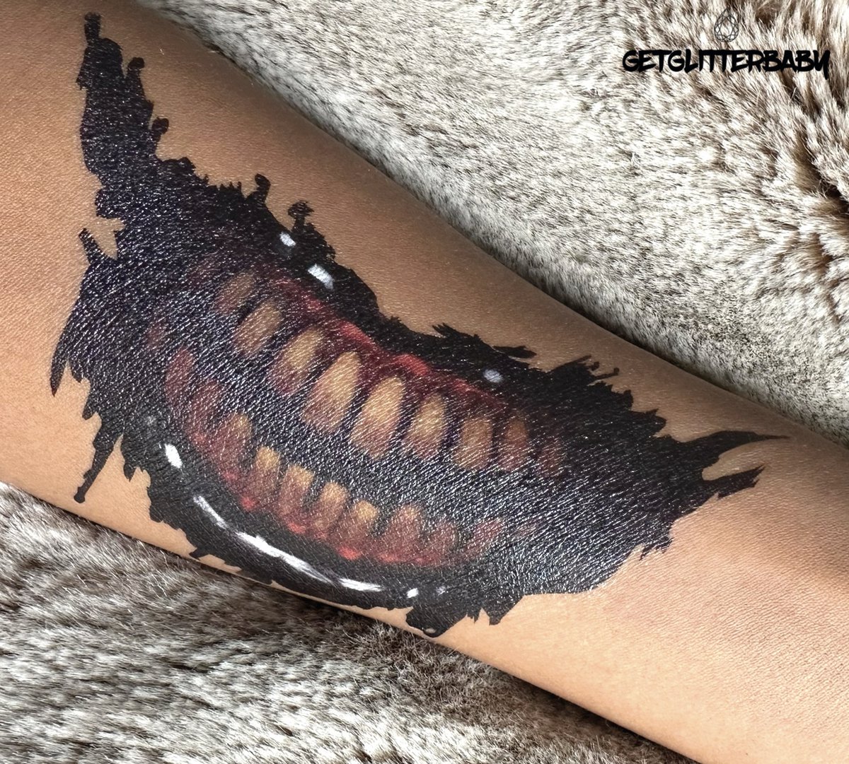 GetGlitterBaby® - Monden Tattoo Halloween / Decoratie Versiering / Carnaval Schmink Make Up Tattoos / Tijdelijke Tattoo / Nep Tatoeage - Clown / Skull / Joker — afbeelding 2