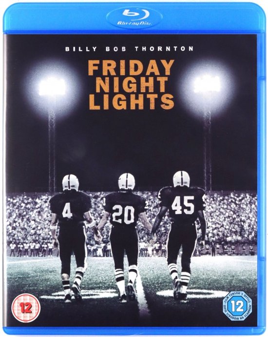 Voorkant Blu-ray van Friday Night Lights met drie spelers in footballuniformen die op een veld lopen onder stadionlampen.