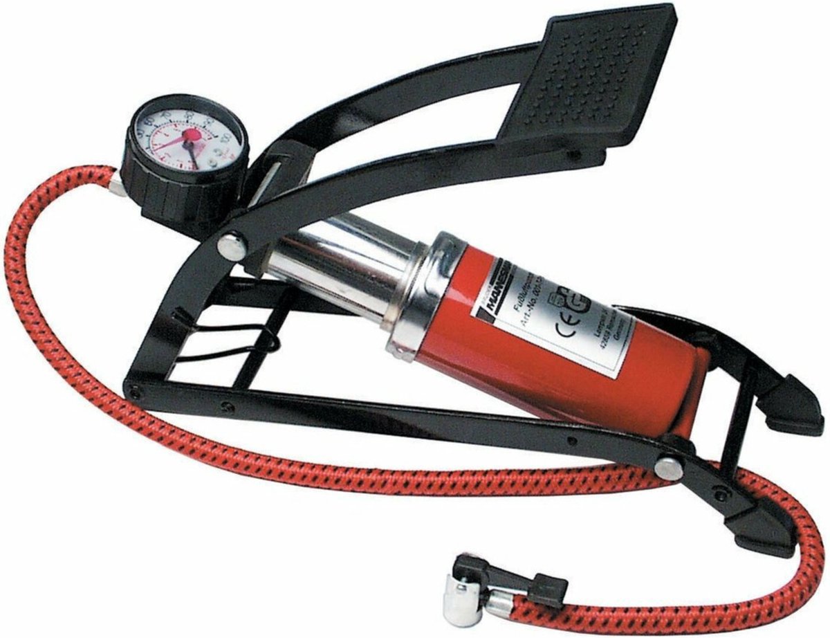 Bruder Mannesmann Voetpomp - rood - 5 bar - 1 cilinder - 600 mm luchtslang - manometer - 3 opzetstukken