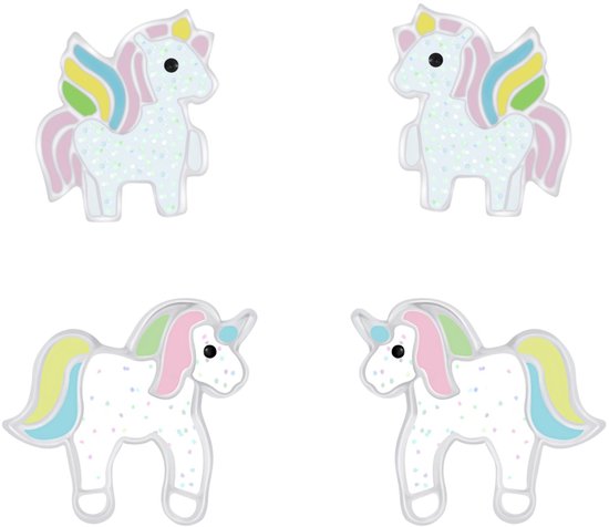 Quatre boucles d'oreilles licorne argentées à paillettes, crinières et ailes pastel.