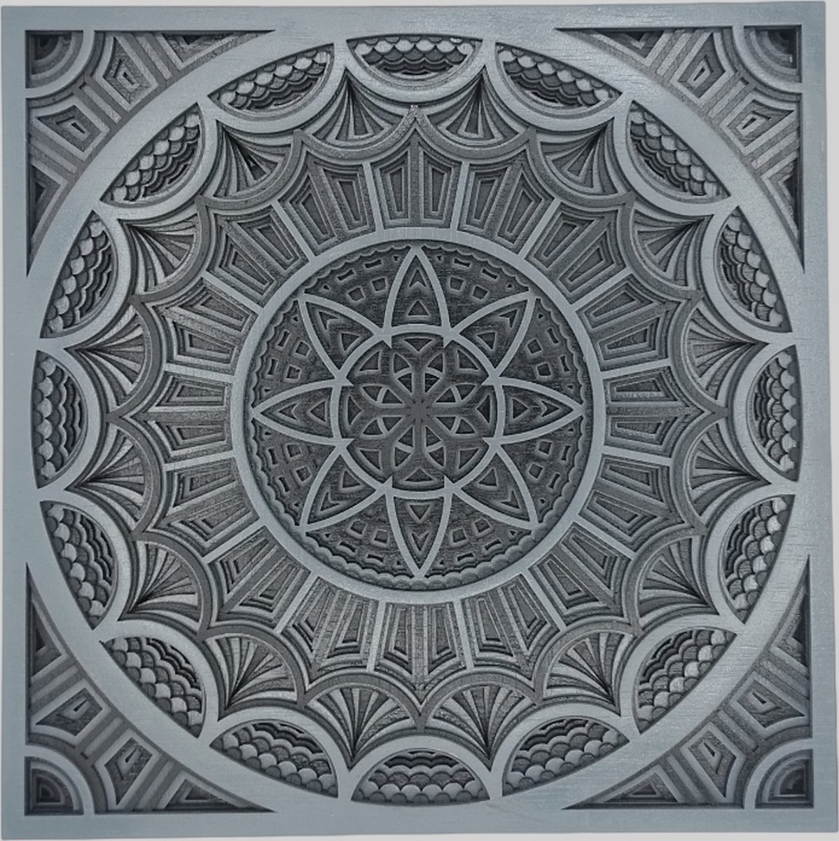 Handgemaakte duurzame 3D-gelaagd-vierkante ronde mandala-zwart en grijs