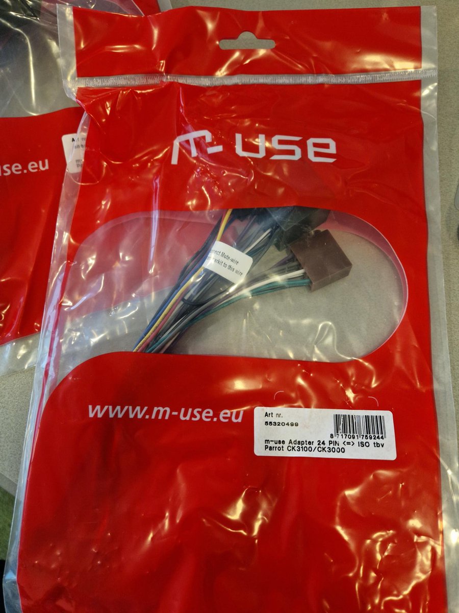 m-use Adapter 24 PIN <=> ISO tbv Parrot CK3100/CK3000