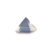 Opaliet piramide 30 mm (synth) edelsteen