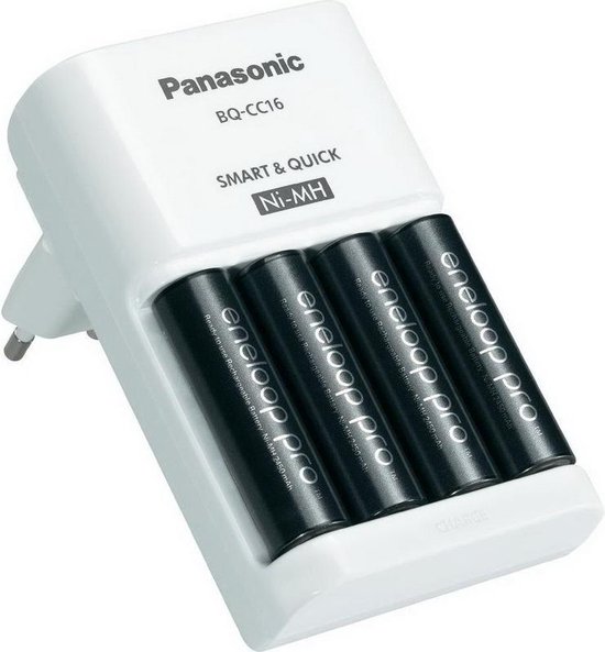 Panasonic Eneloop Smart & Quick Lader BQ-CC16 + 1x4 Pro AA | bol.com
