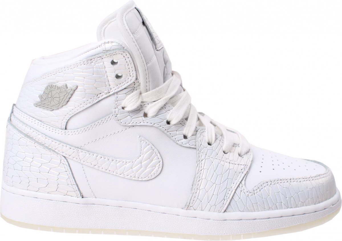 Nike Sneakers Air Jordan 1 Retro Dames Wit Maat 38.5 | bol