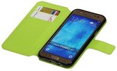 Mobieletelefoonhoesje.nl - Cross Pattern TPU Bookstyle Hoesje voor Samsung Galaxy J7 Groen