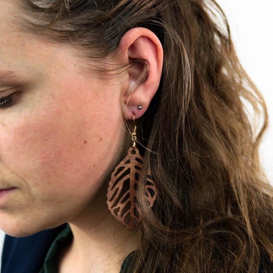 Hoentjen Creatie, Boucles d'oreilles en bois - Plateau en noyer grand