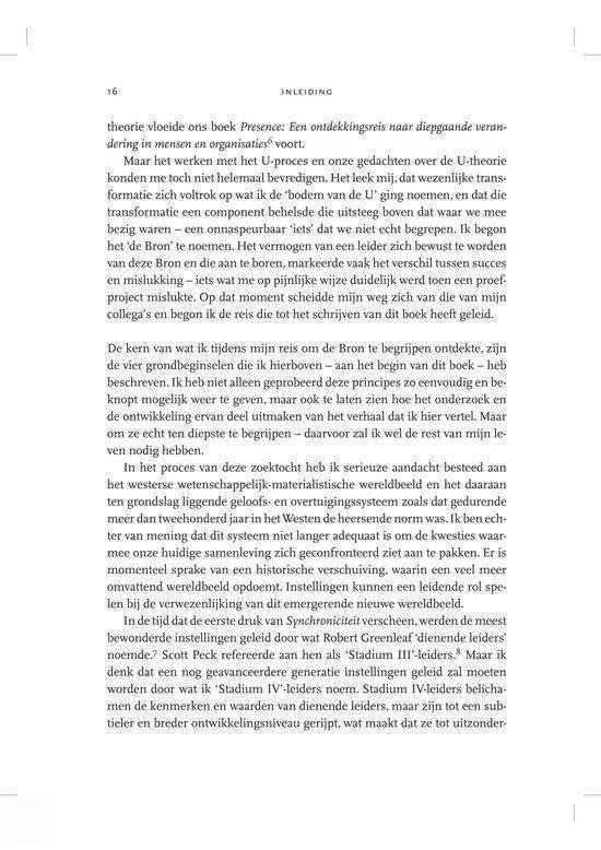 Paginatitel 'Inleiding' en paginanummer 16. Tekst over de 'U-proces' theorie, 'Synchronicity' en een boek van Robert Greenleaf.