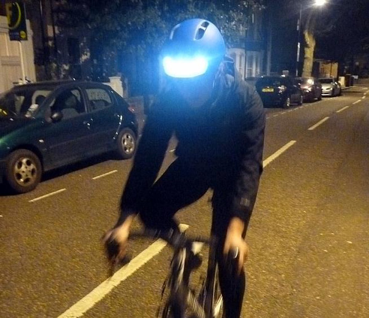 Casque vélo urbain TORCH avec LED intégrées avant et arrière - jaune