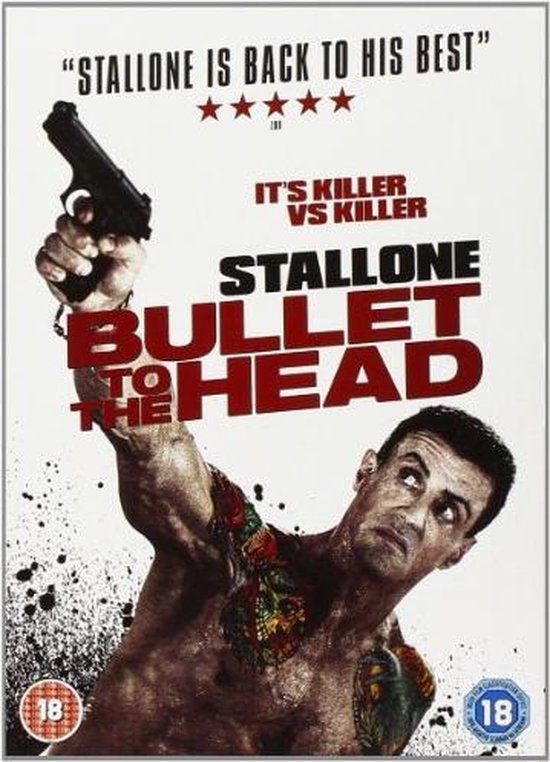 Sylvester Stallone met een pistool in de hand, getatoeëerd op de borst en armen. "Bullet To The Head".
