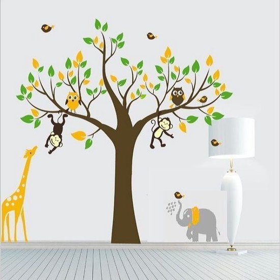 Muursticker boom aapjes uiltjes giraffe en olifantje - babykamer - kinderkamer