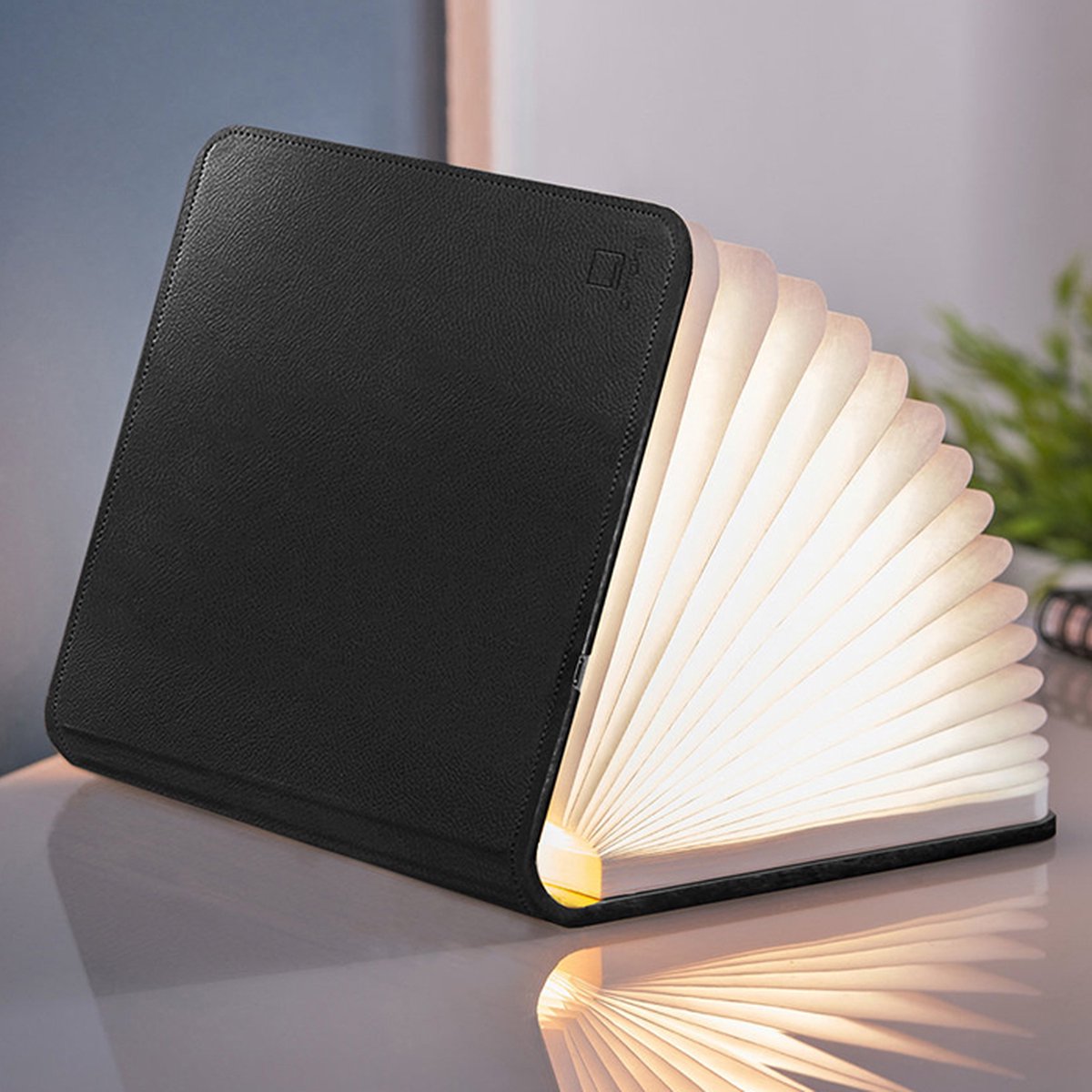 Gingko Tafellamp Smart Book Light large - zwart leder